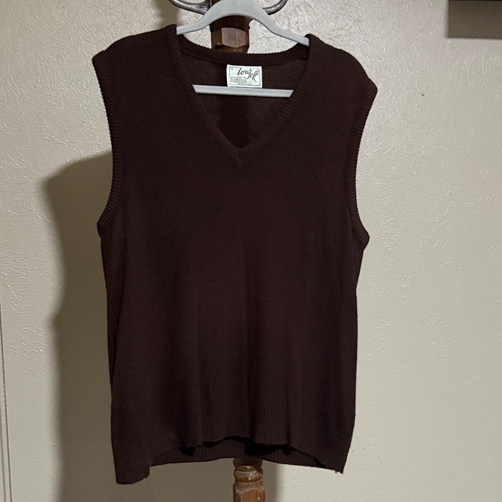 Chic Dark Brown Sleeveless Knit Top